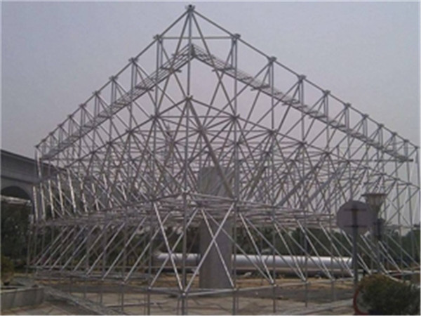 連云港青島倉儲物流網(wǎng)架加工廠家案例