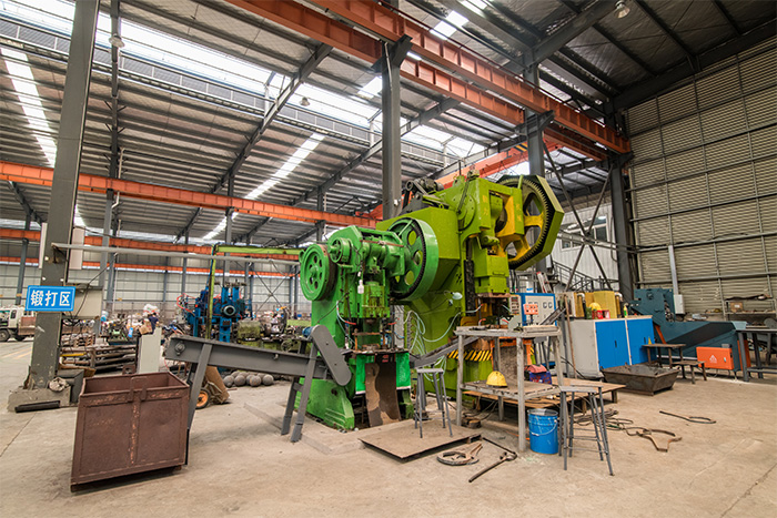 西藏網架配件-錐頭加工車間